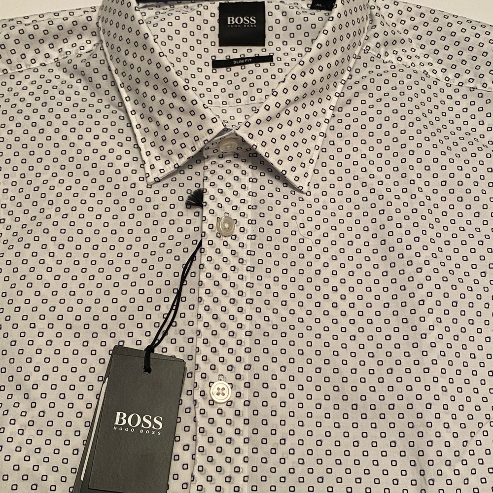 Hugo Boss button down (XL) - Picture 2 of 3